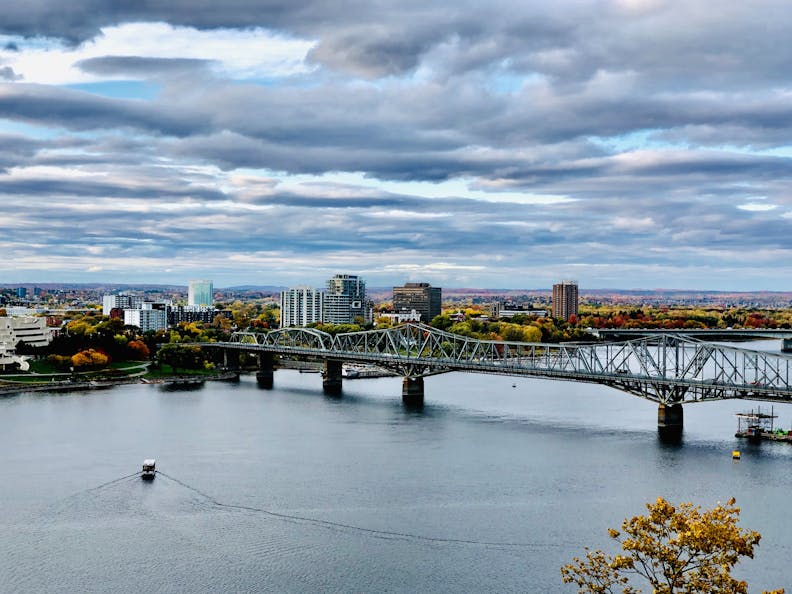 alessio-patron-YQNKKNLlybs-unsplash